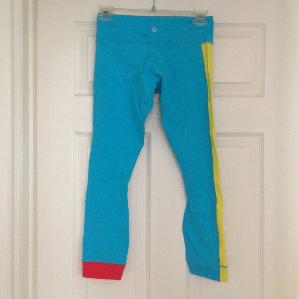 Lululemon capris size 4